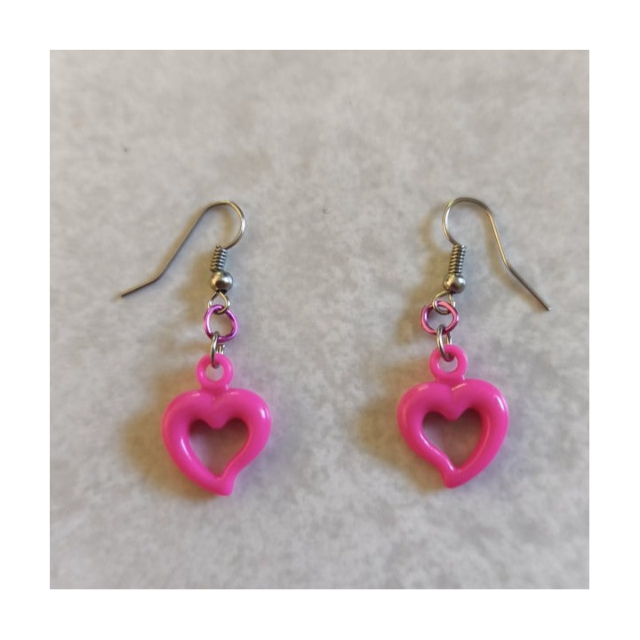 Ohrhänger mit Herzen Pink