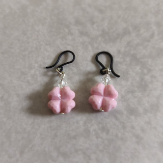 Modeschmuck-Ohrhänger für Allergiker geeignet Kleeblatt Rosa